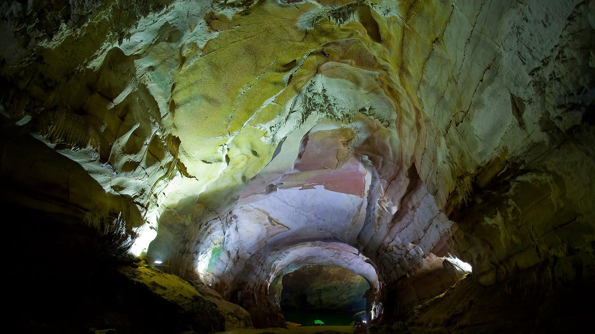 The river entrance to Phong Nha Cave